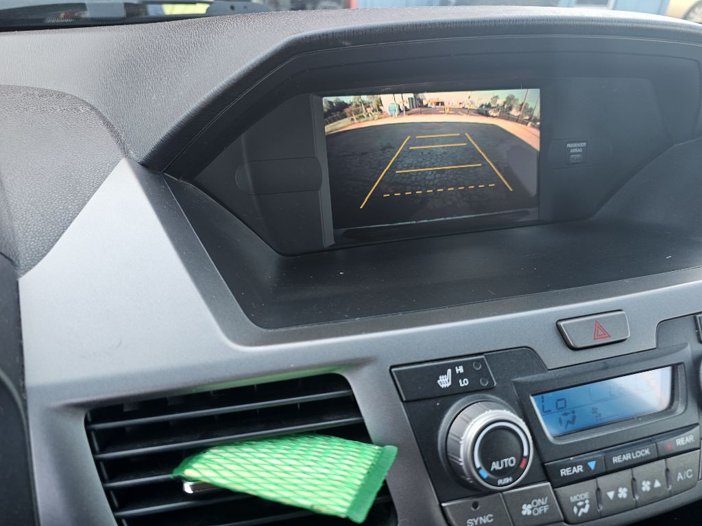 2012 Honda Odyssey Image 16