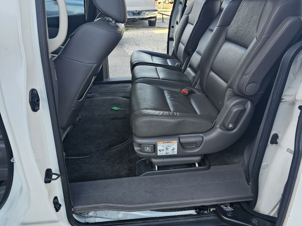 2012 Honda Odyssey Image 21