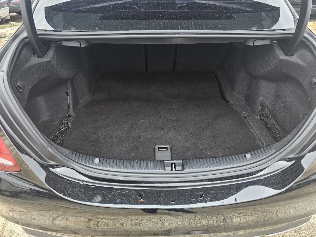 2018 Mercedes-Benz C-Class Image 15