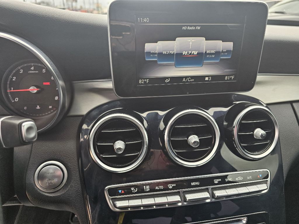 2018 Mercedes-Benz C-Class Image 24
