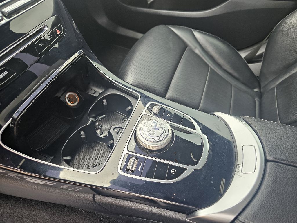 2018 Mercedes-Benz C-Class Image 26