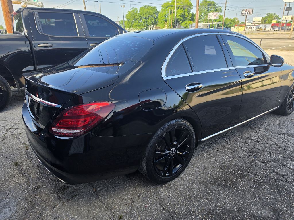 2018 Mercedes-Benz C-Class Image 34