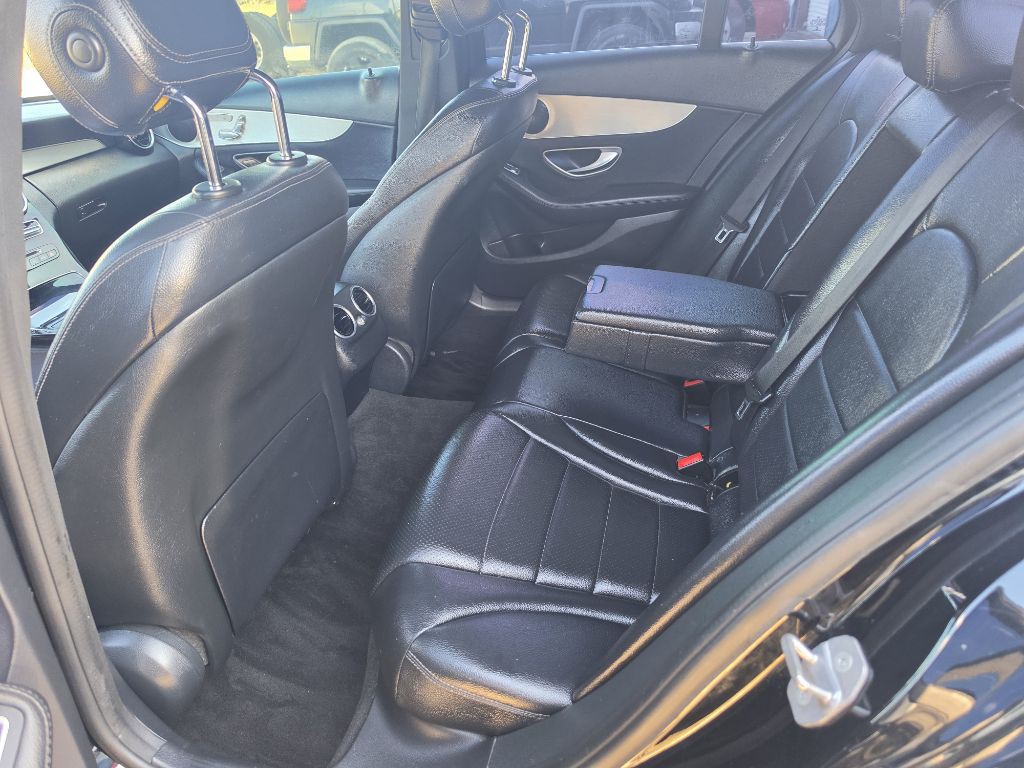2018 Mercedes-Benz C-Class Image 37