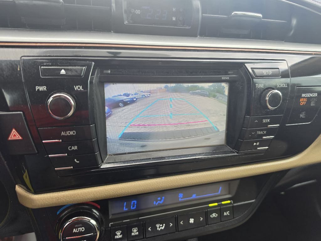2014 Toyota Corolla Image 11