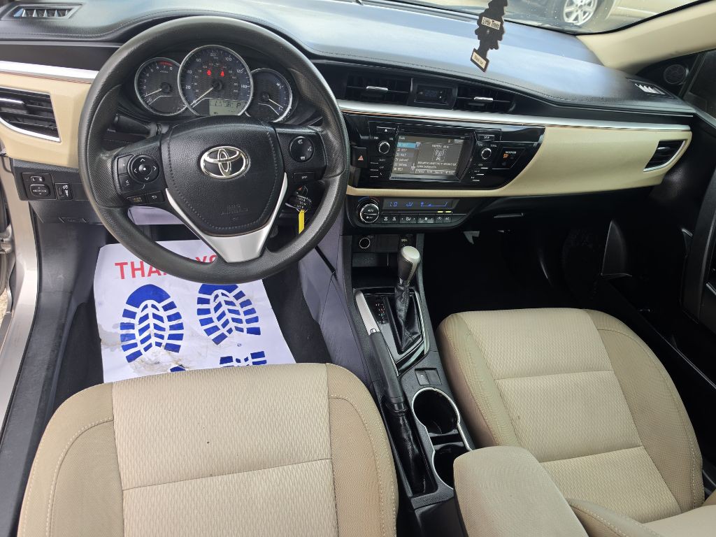 2014 Toyota Corolla Image 17