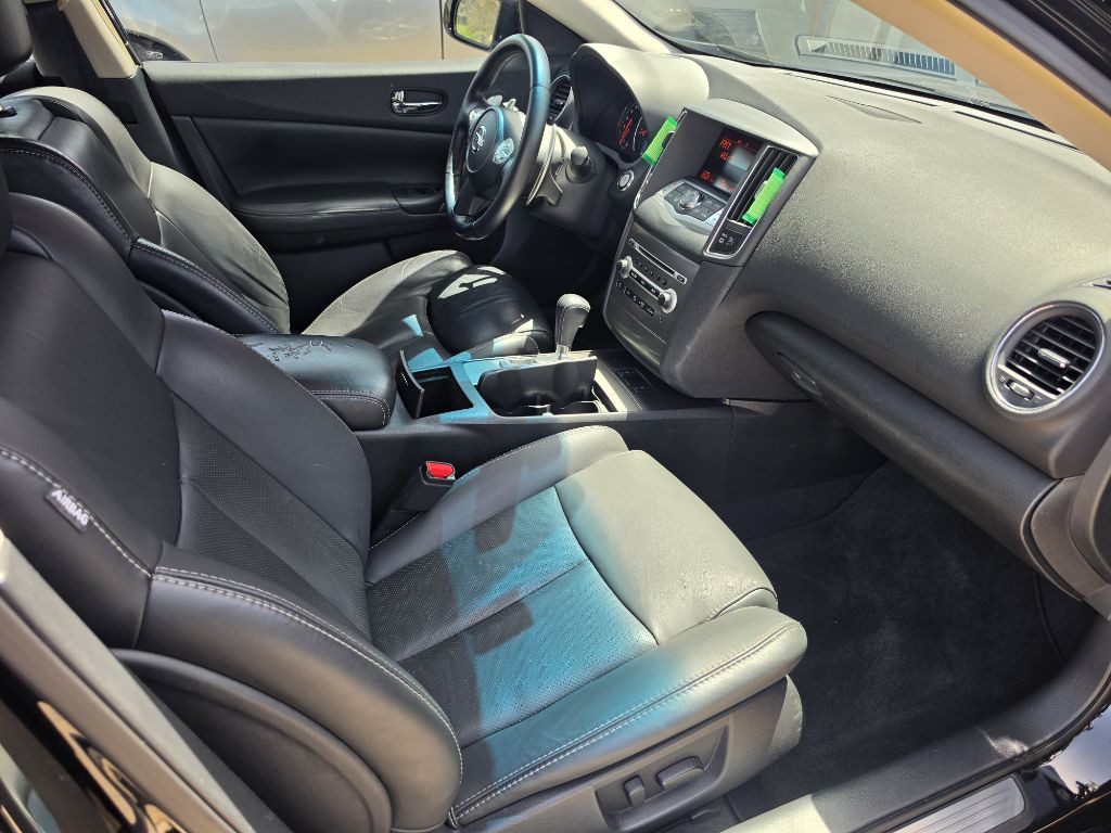 2012 Nissan Maxima Image 12