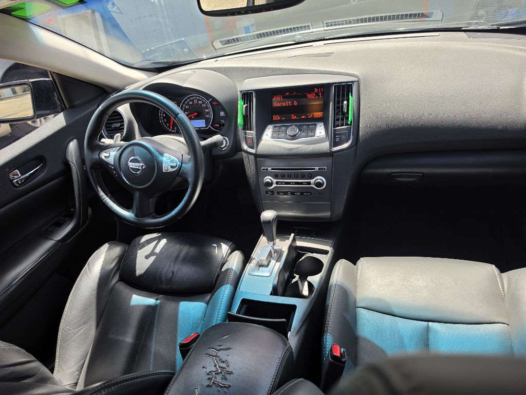 2012 Nissan Maxima Image 13