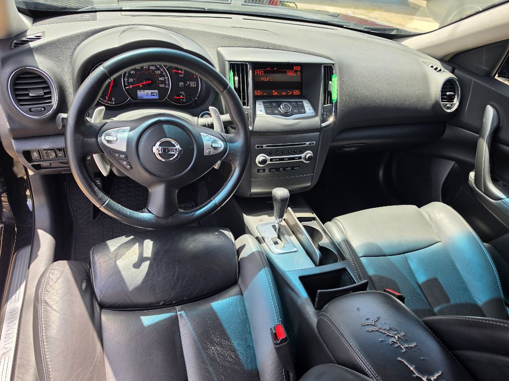 2012 Nissan Maxima Image 16