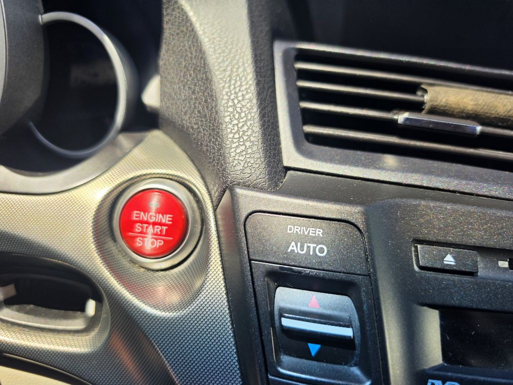 2014 Acura TL Image 16
