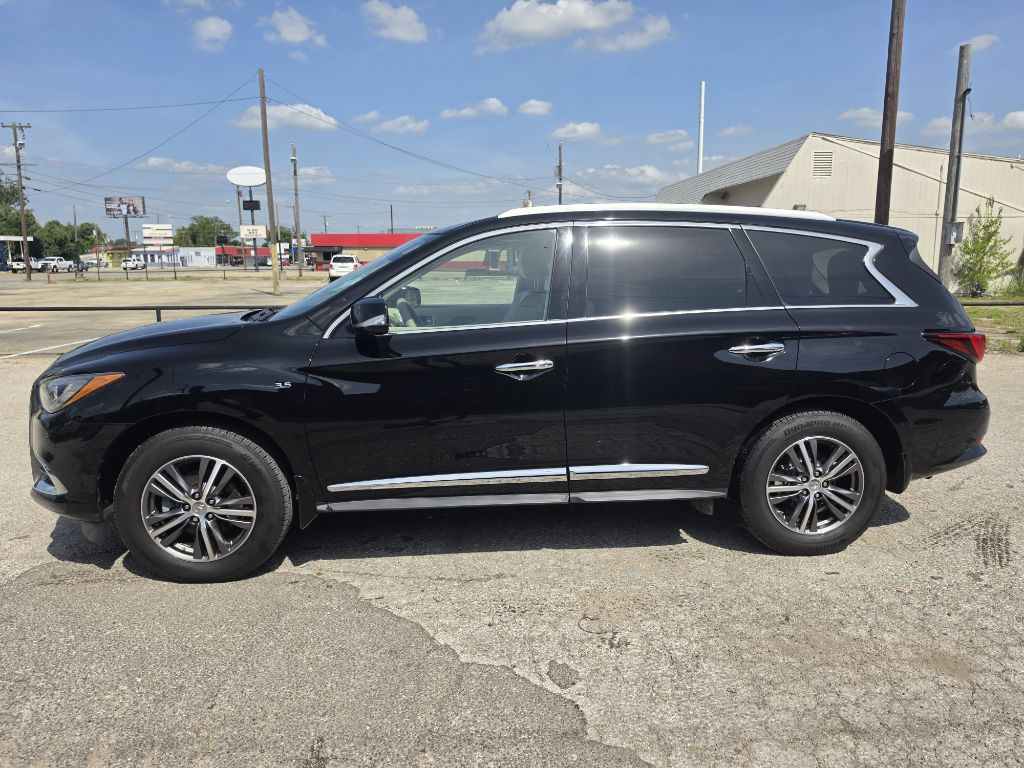 2018 INFINITI QX60 Image 2