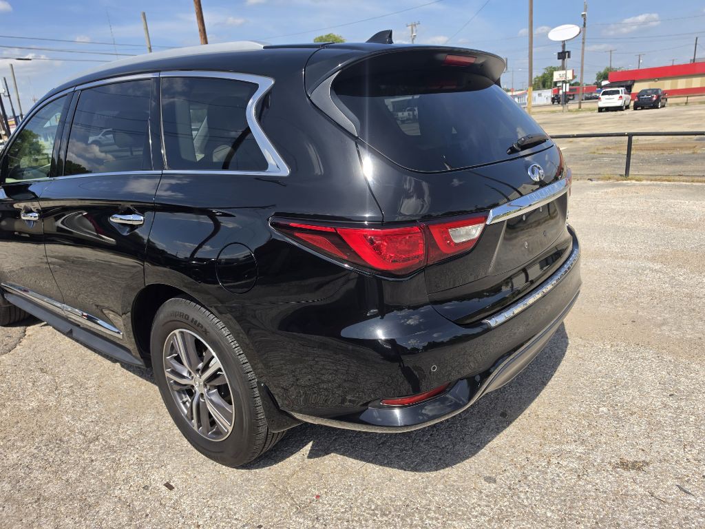 2018 INFINITI QX60 Image 3