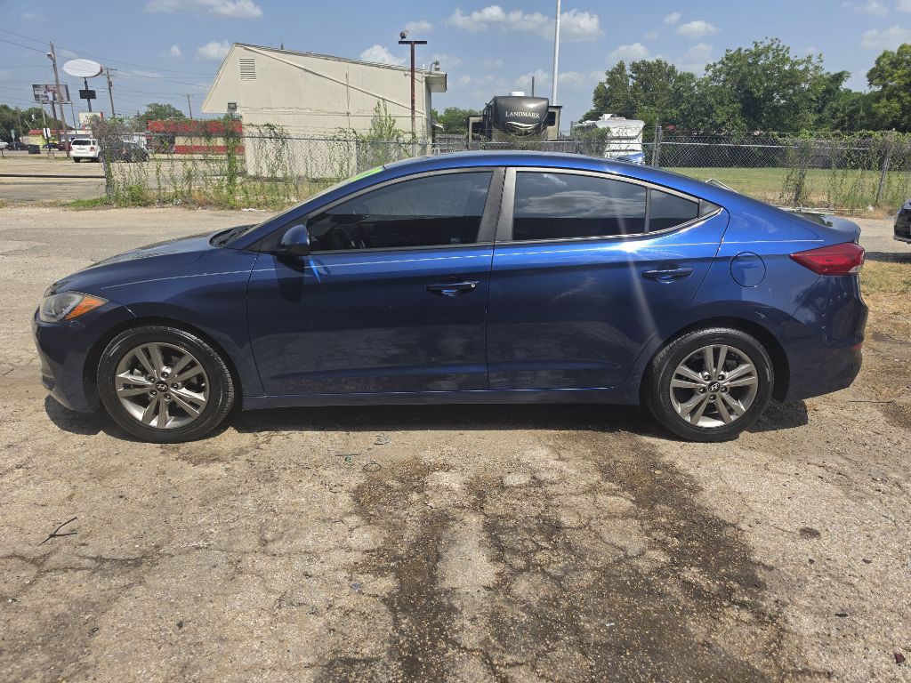 2017 Hyundai Elantra Image 9