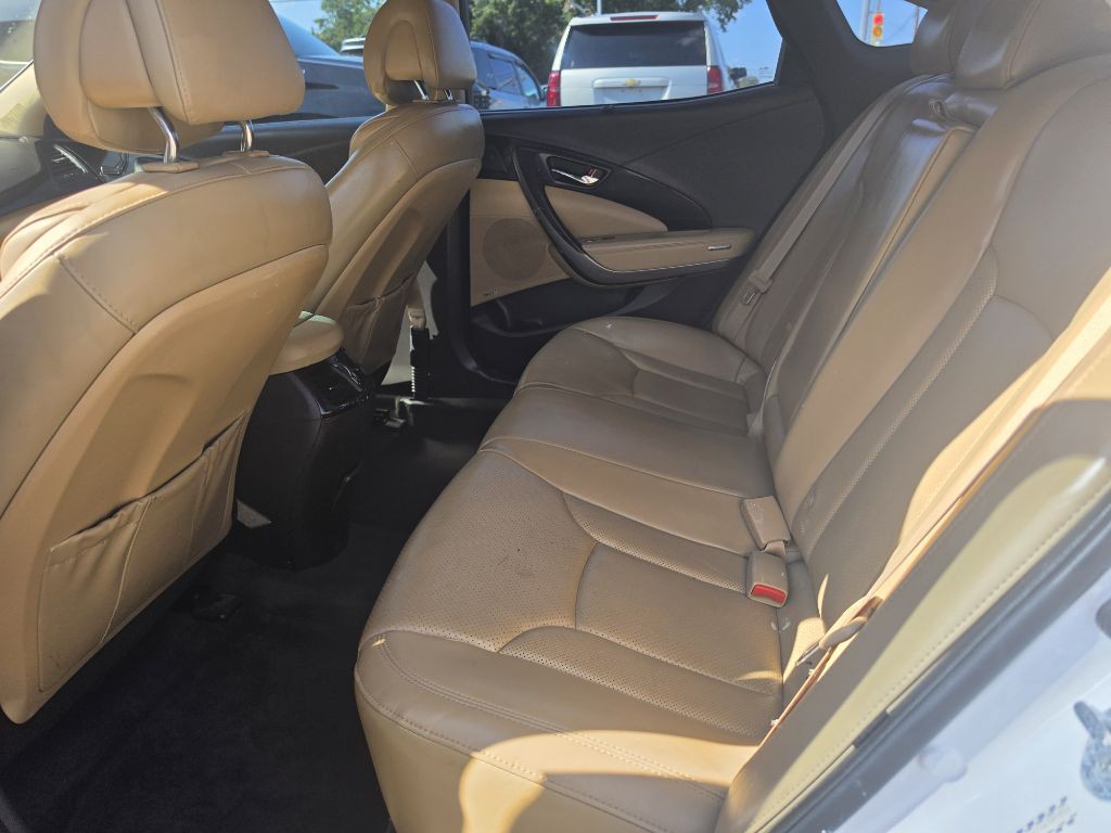 2017 Hyundai Azera Image 8