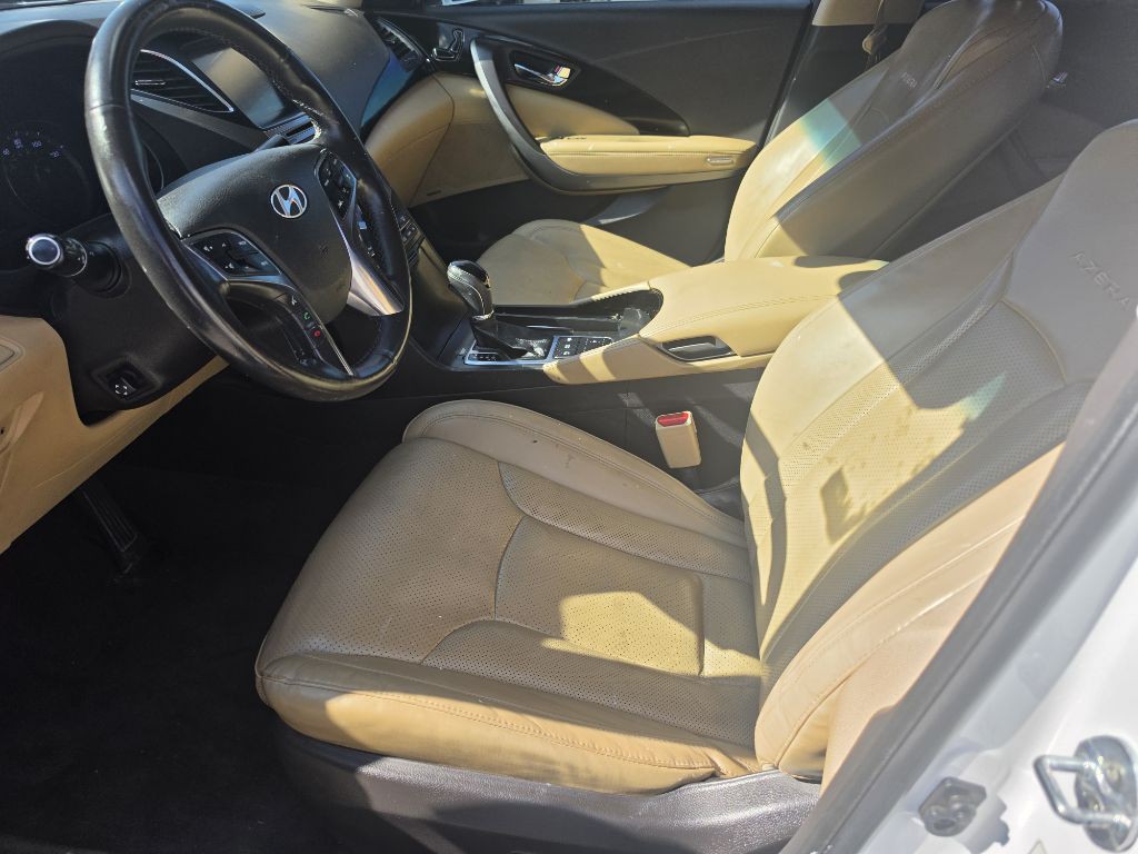 2017 Hyundai Azera Image 9