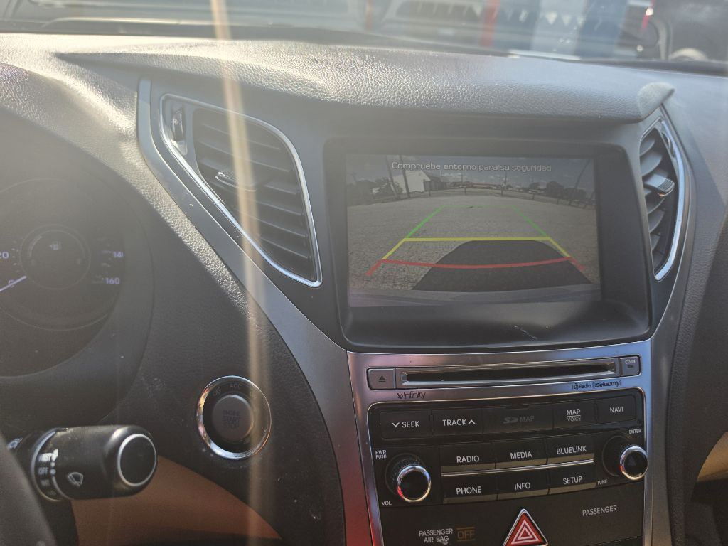 2017 Hyundai Azera Image 16