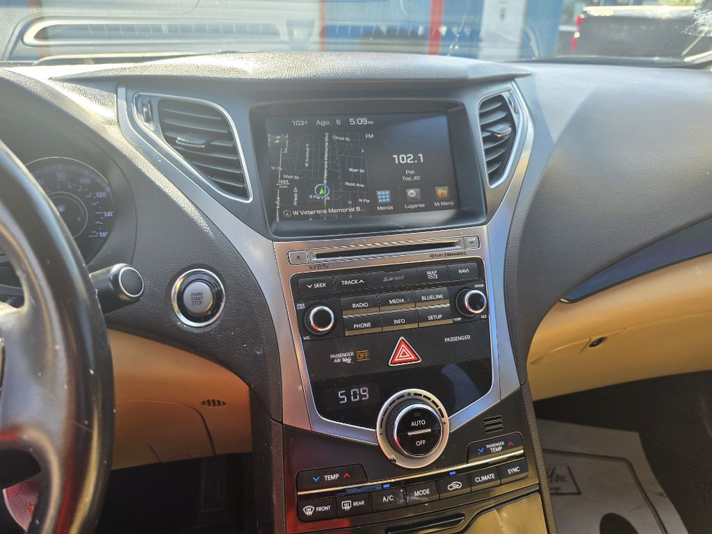 2017 Hyundai Azera Image 17