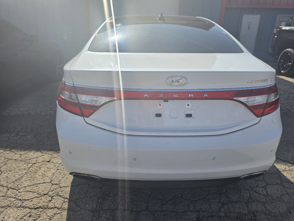 2017 Hyundai Azera Image 25