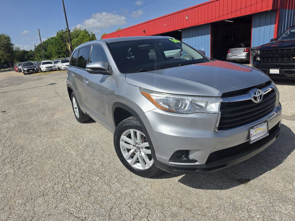 2016 Toyota Highlander Image 2