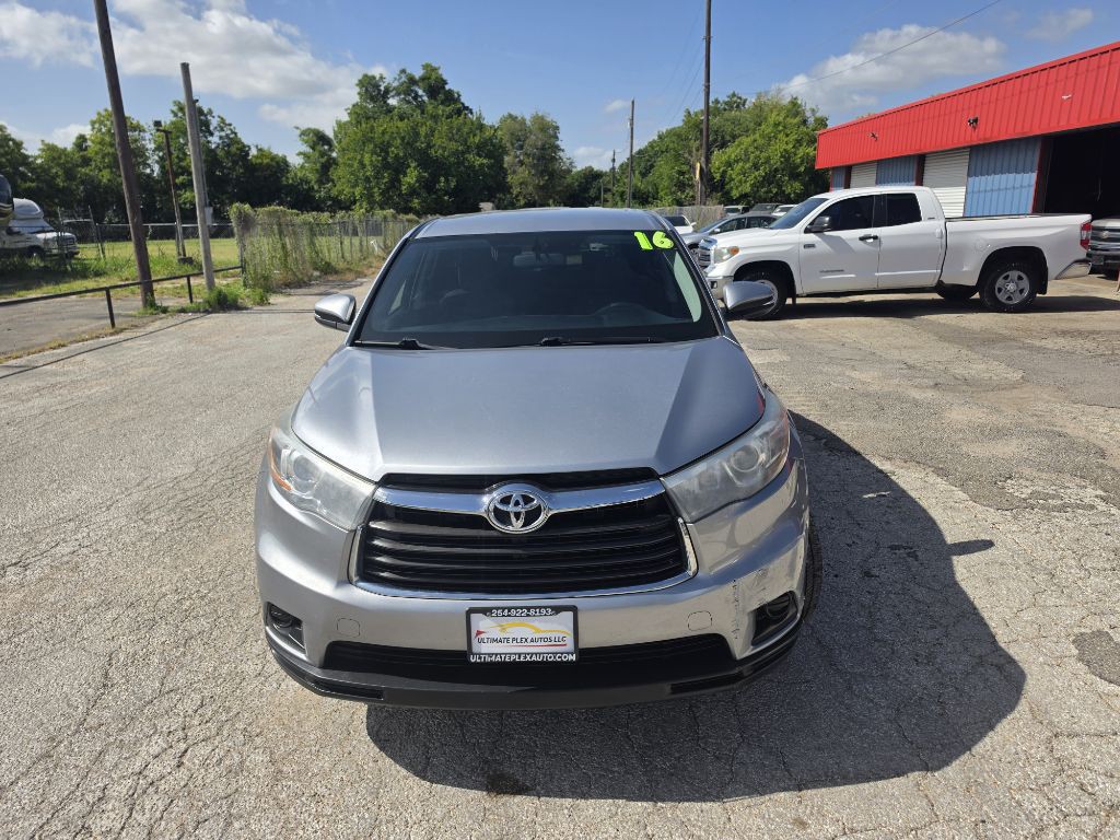 2016 Toyota Highlander Image 6