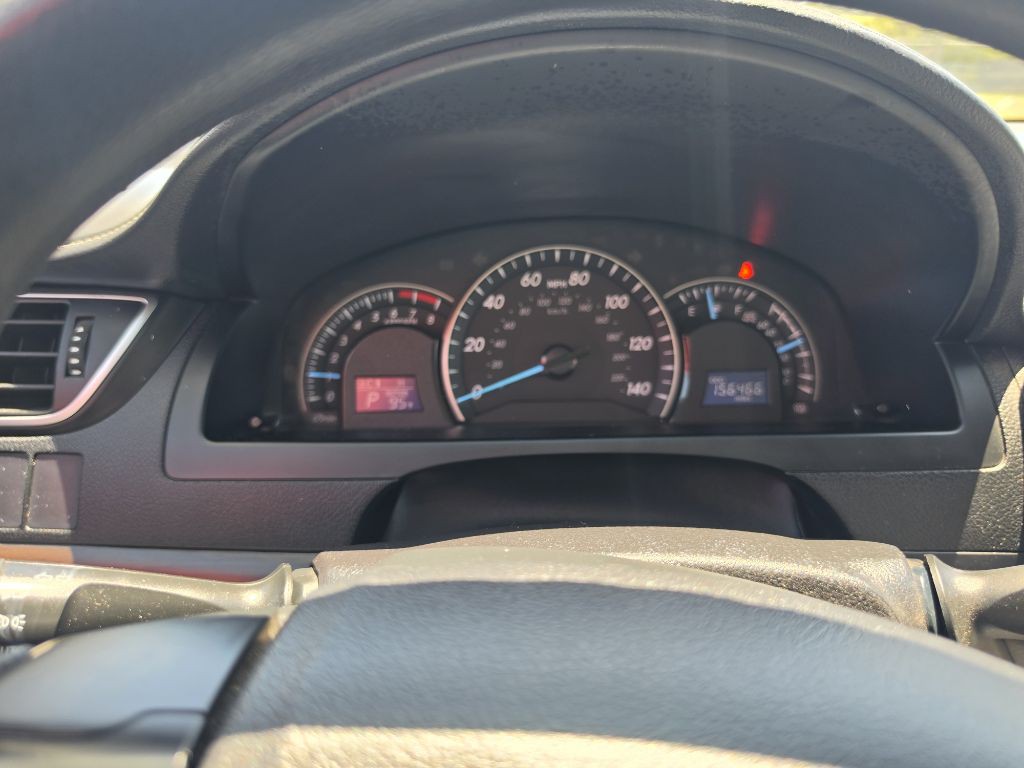2016 Toyota Highlander Image 28