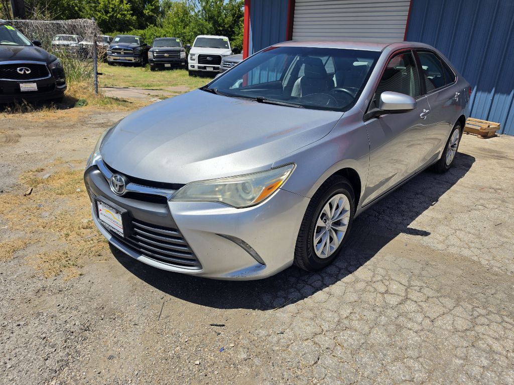 2015 Toyota Camry Image 5