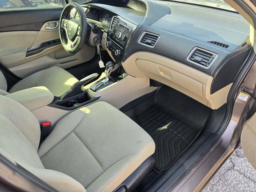 2013 Honda Civic Image 17