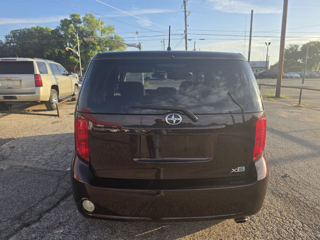 2008 Scion xB Image 8