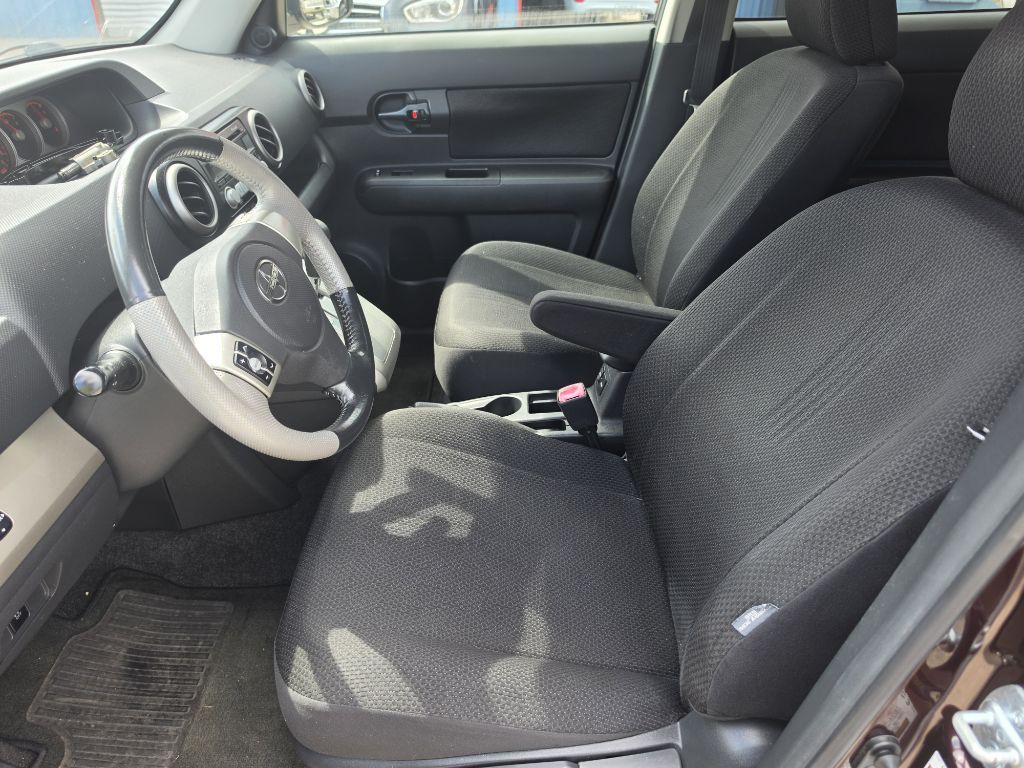 2008 Scion xB Image 14