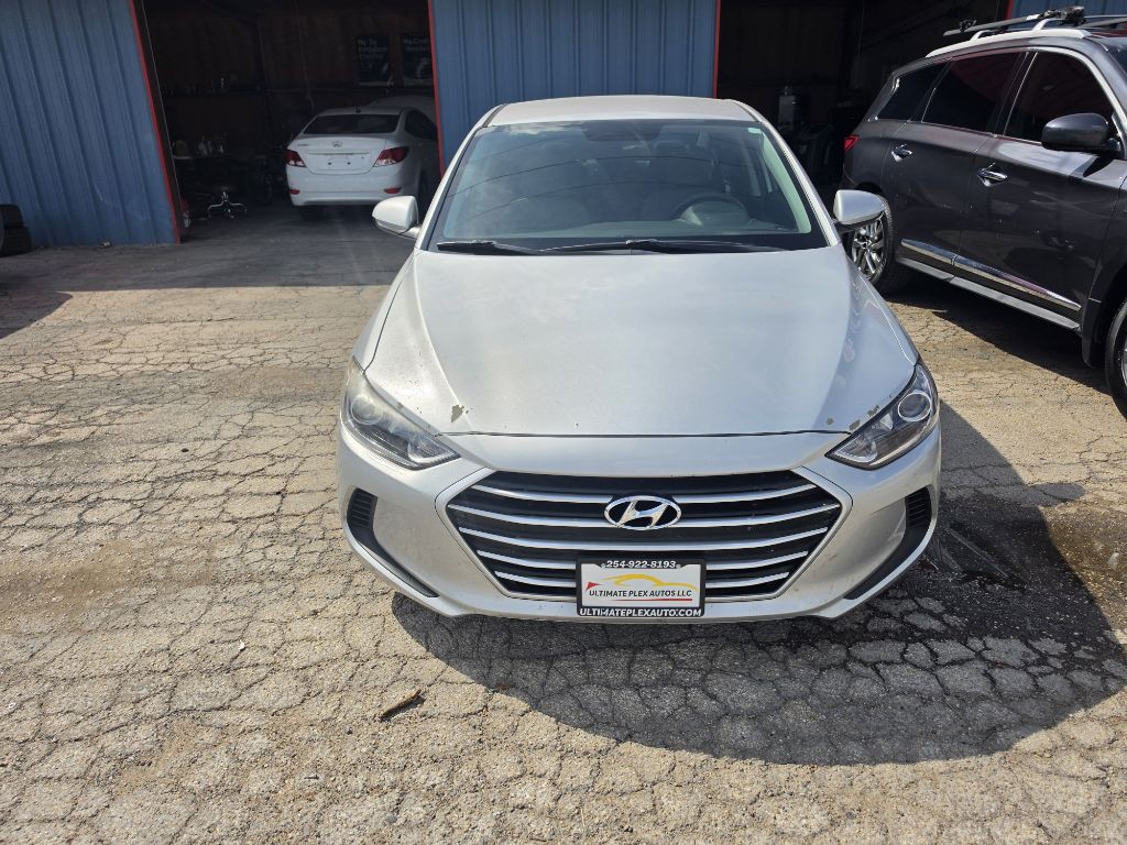2018 Hyundai Elantra Image 1