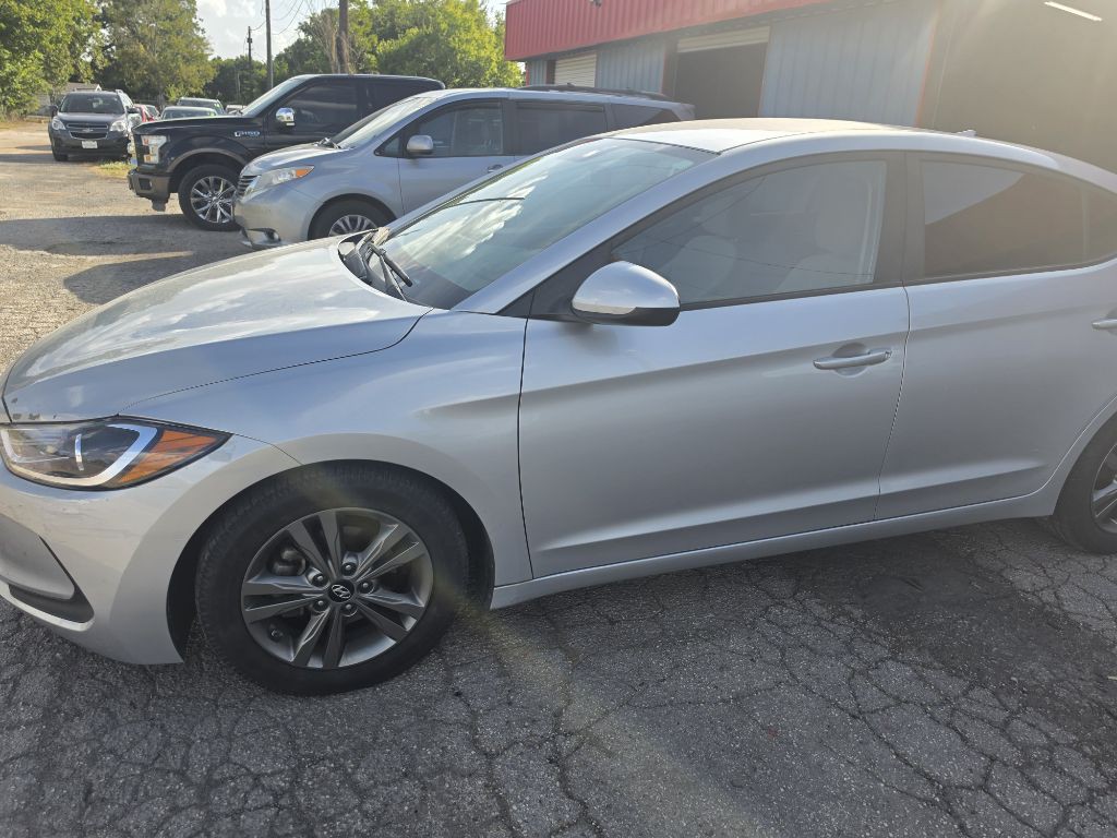 2018 Hyundai Elantra Image 4