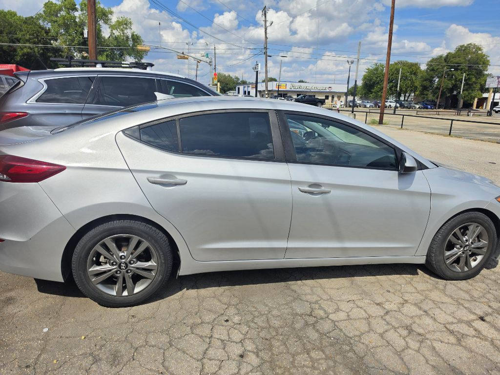 2018 Hyundai Elantra Image 10