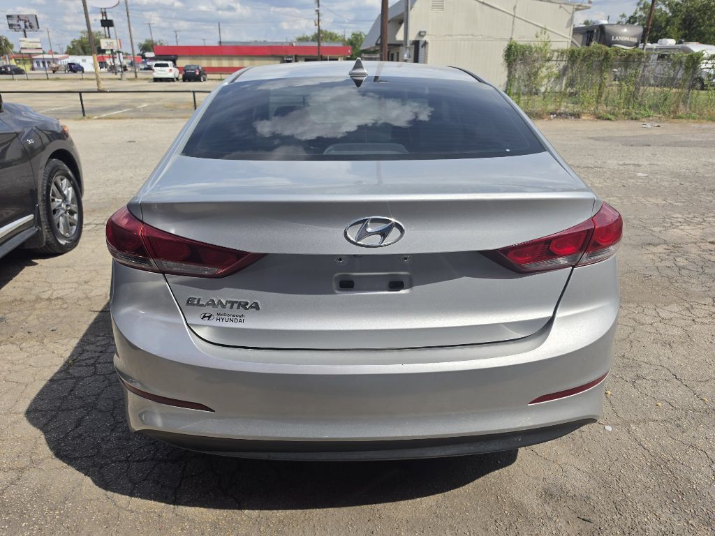 2018 Hyundai Elantra Image 12
