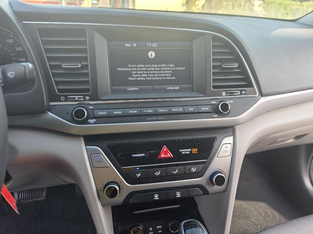 2018 Hyundai Elantra Image 22