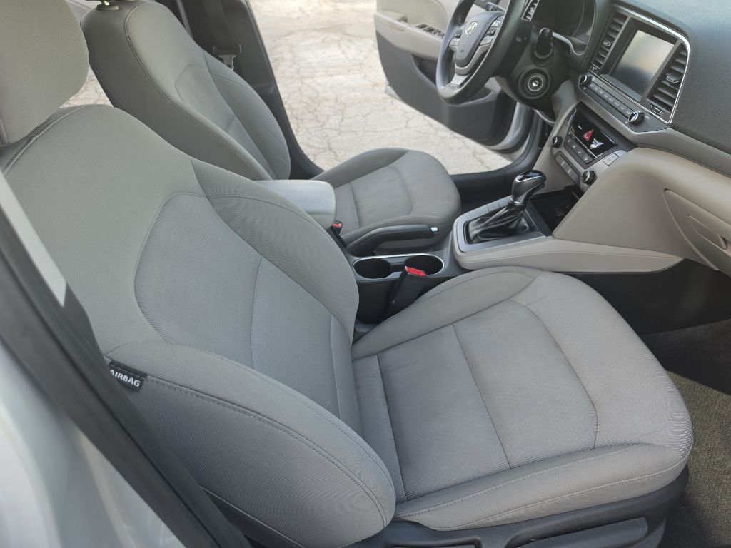 2018 Hyundai Elantra Image 23