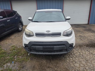 Image for 2018 Kia Soul BASE ID: 7680018