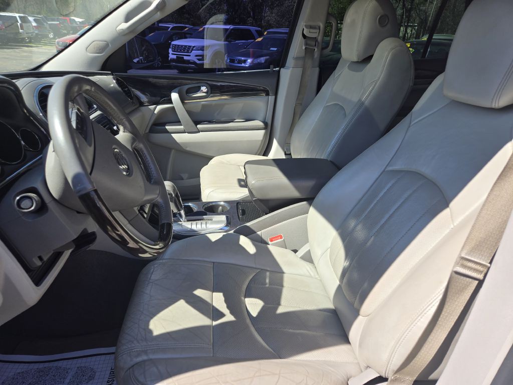 2016 Buick Enclave Image 11
