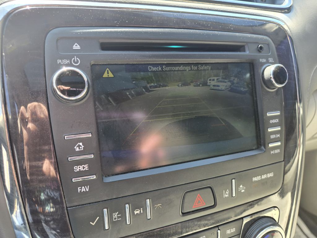 2016 Buick Enclave Image 18