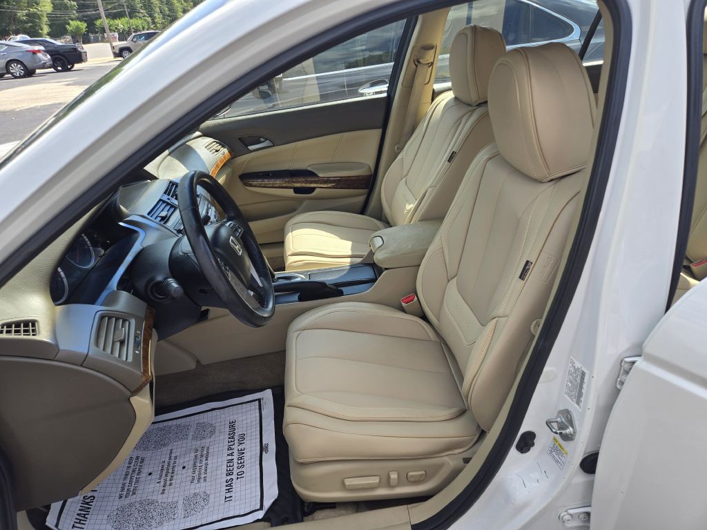 2010 Honda Accord Image 9