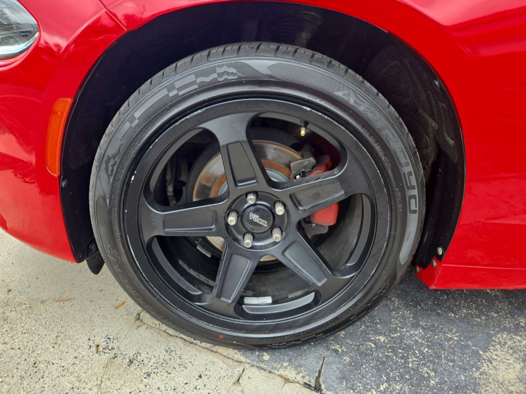 2018 Dodge Charger Image 32