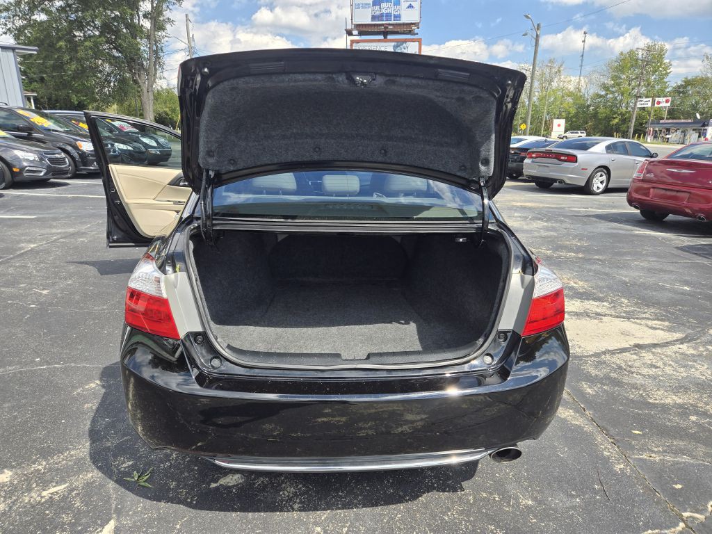 2015 Honda Accord Image 25