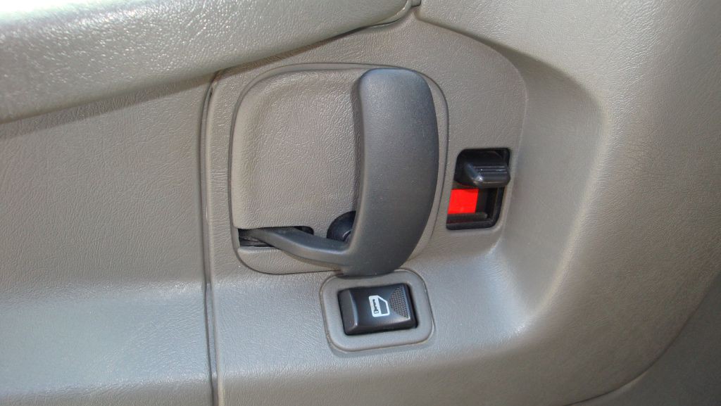 2015 Chevrolet Express Image 7