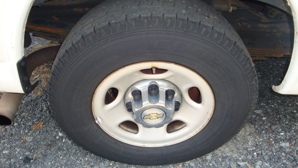 2015 Chevrolet Express Image 25