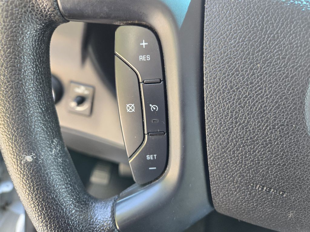 2015 Chevrolet Express Image 16
