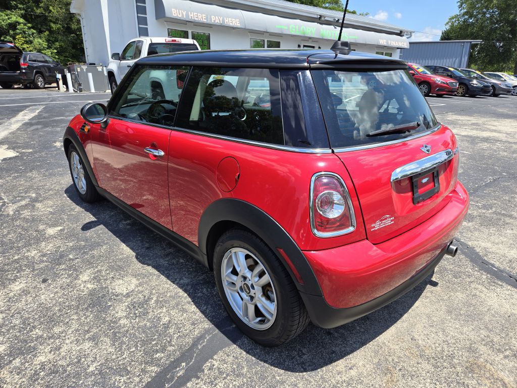 2013 MINI Cooper Image 5