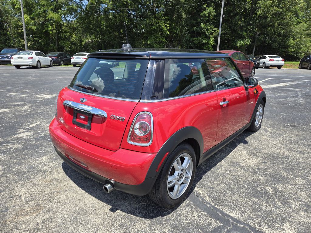 2013 MINI Cooper Image 6