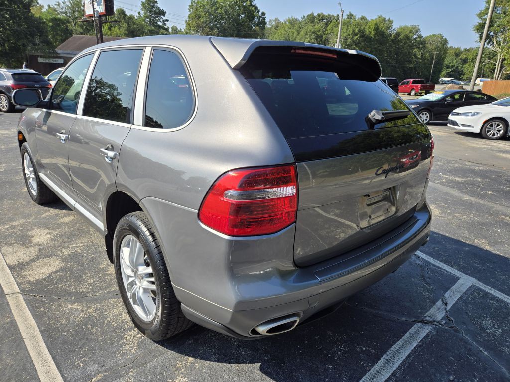 2010 Porsche Cayenne Image 7