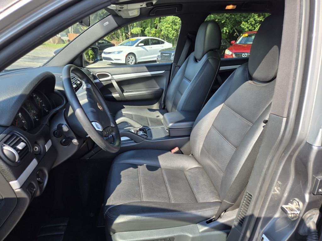 2010 Porsche Cayenne Image 9