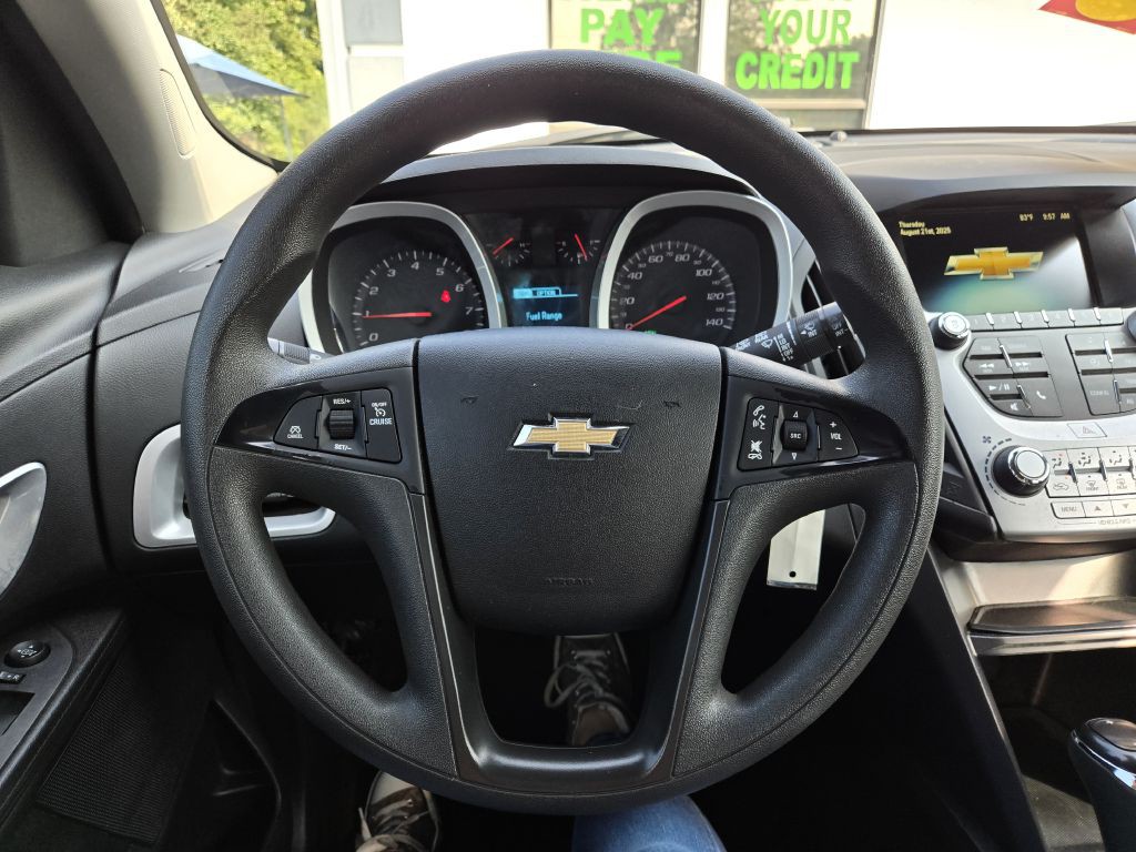 2017 Chevrolet Equinox Image 12