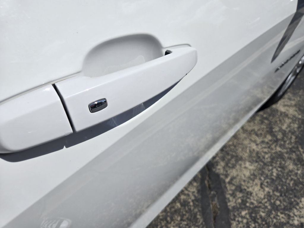 2018 Chevrolet Malibu Image 6