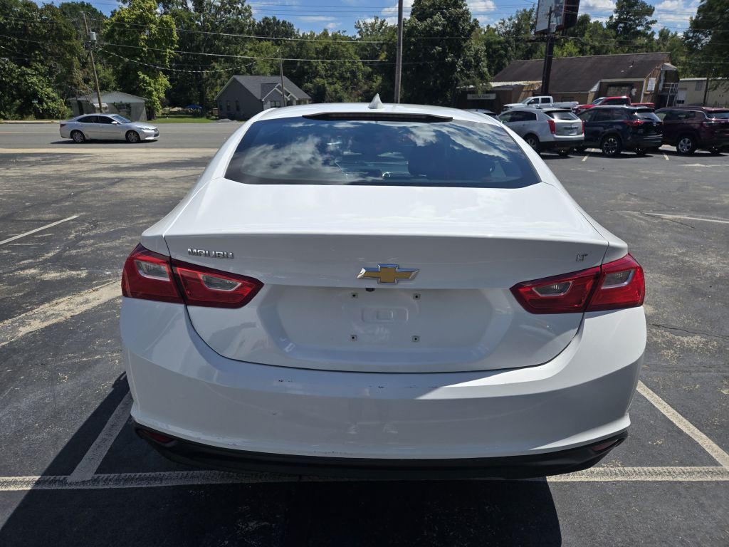 2018 Chevrolet Malibu Image 8
